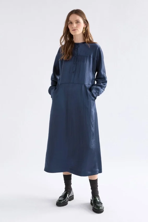 Dree-Kleid Dree-Kleid