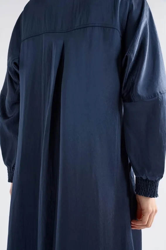 Dree-Kleid Dree-Kleid