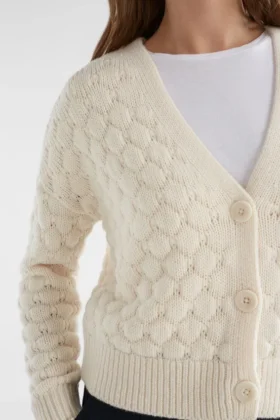 Emmer-Strickjacke