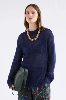 Fjer-Pullover in leuchtendem Marineblau