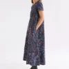 Haki-Kleid mit Tola-Print