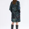 Kallio-Kleid mit V-Ausschnitt
