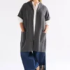 Neuwt Poncho mit Kapuze