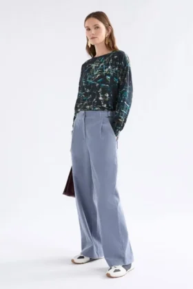 Noemi-Cordhose in Eisblau