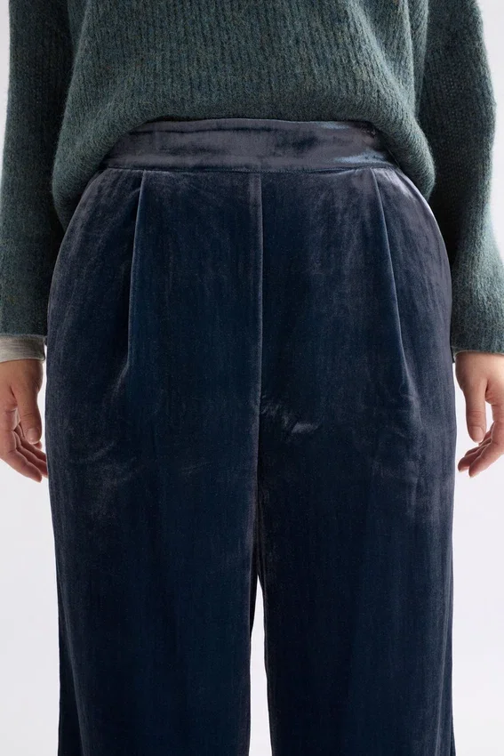 Suuri-Hose mit weitem Bein Suuri-Hose mit weitem Bein